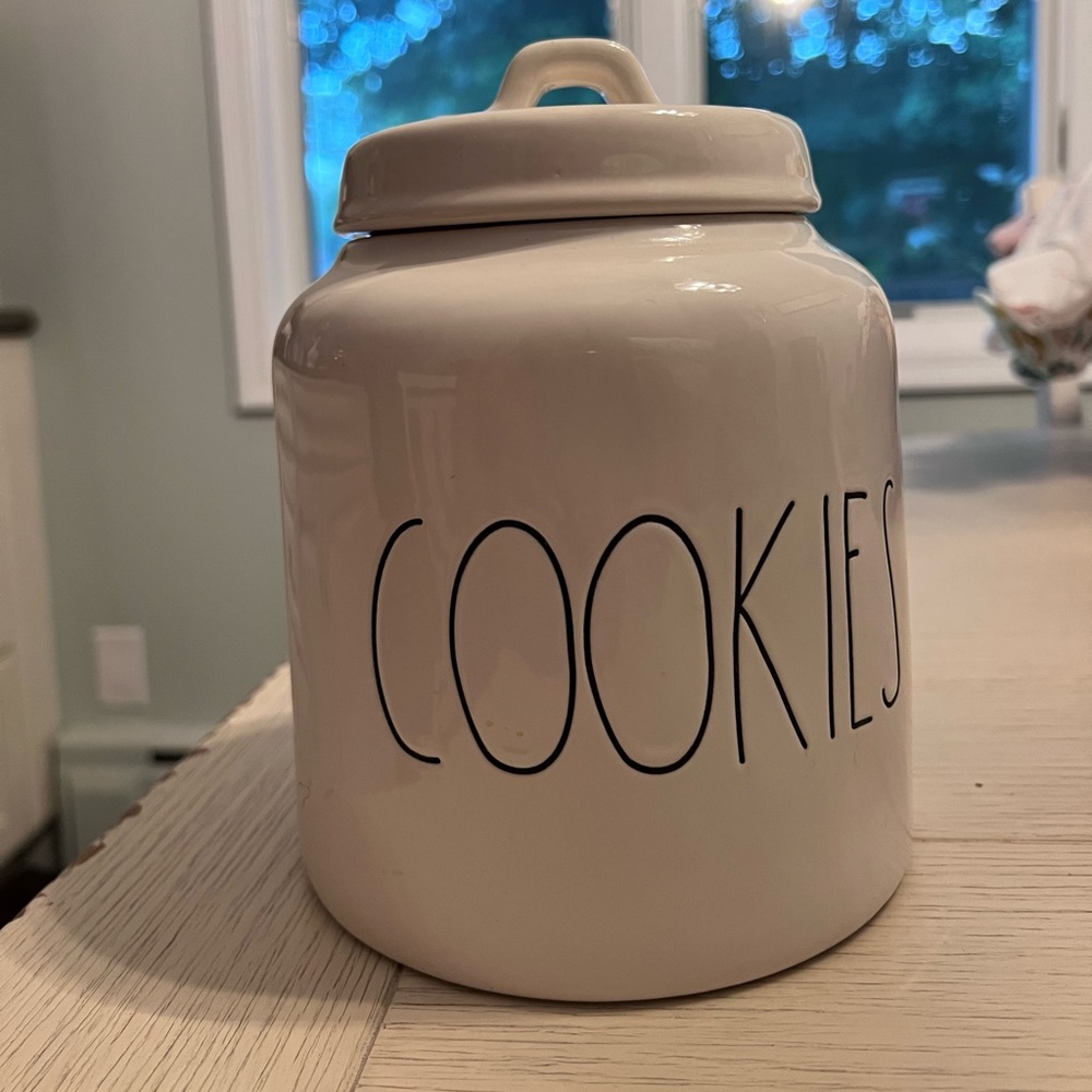 Rae Dunn by Magenta cookie jar never used